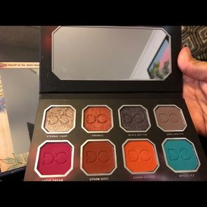 Eyeshadow palette bundle